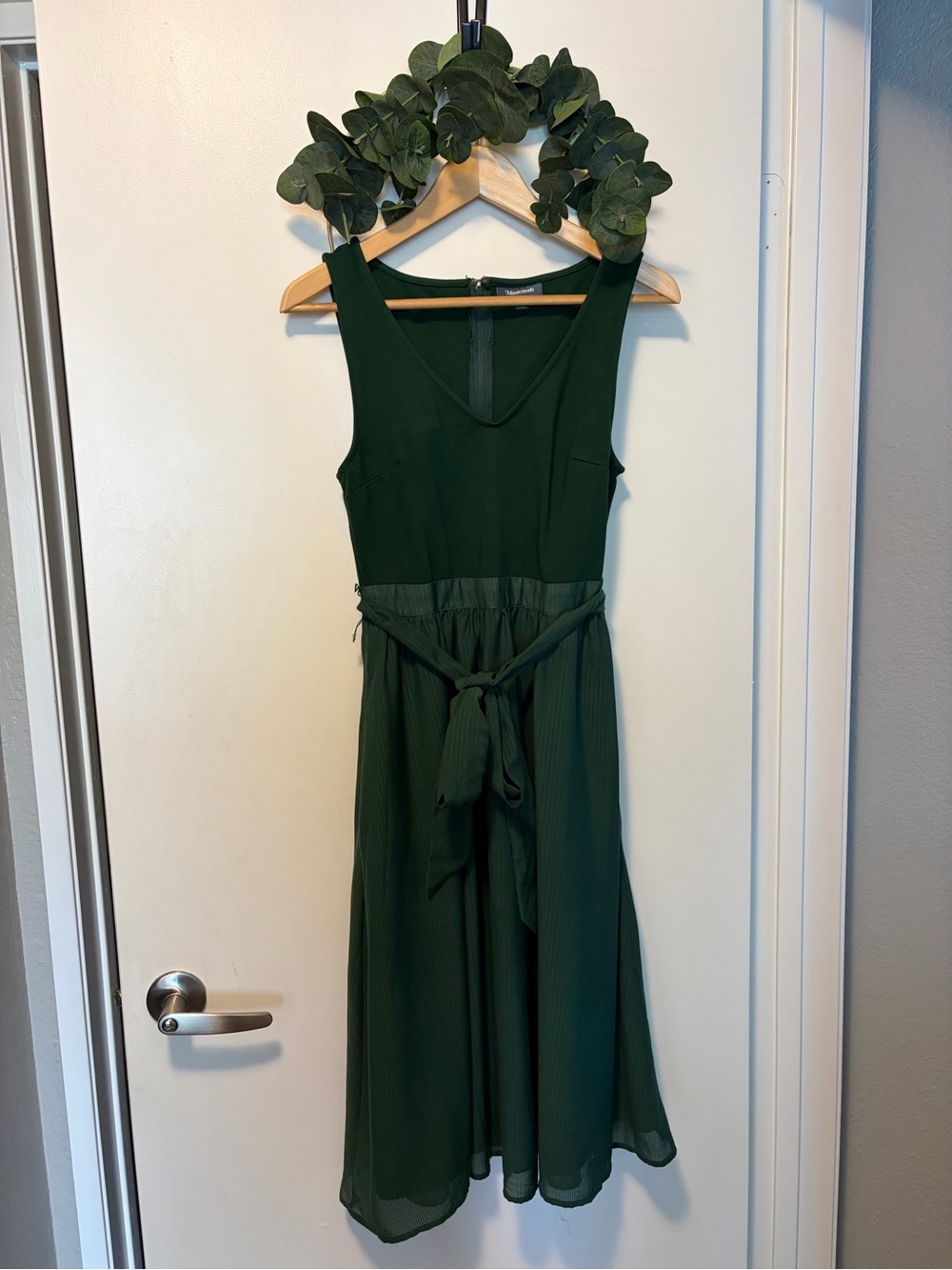 Modcloth Deep Green Sleeveless V-Neck Midi Dress with Waist Tie